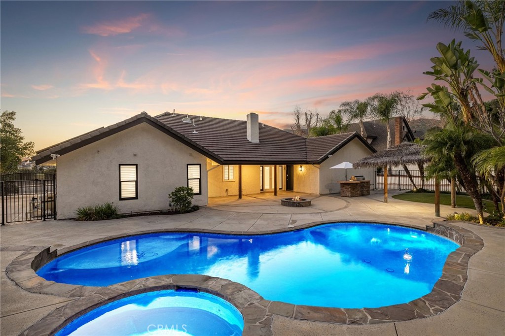 514 N Valley Center Avenue