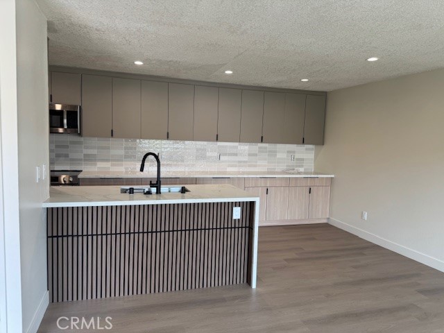 2501 W sunflower F12