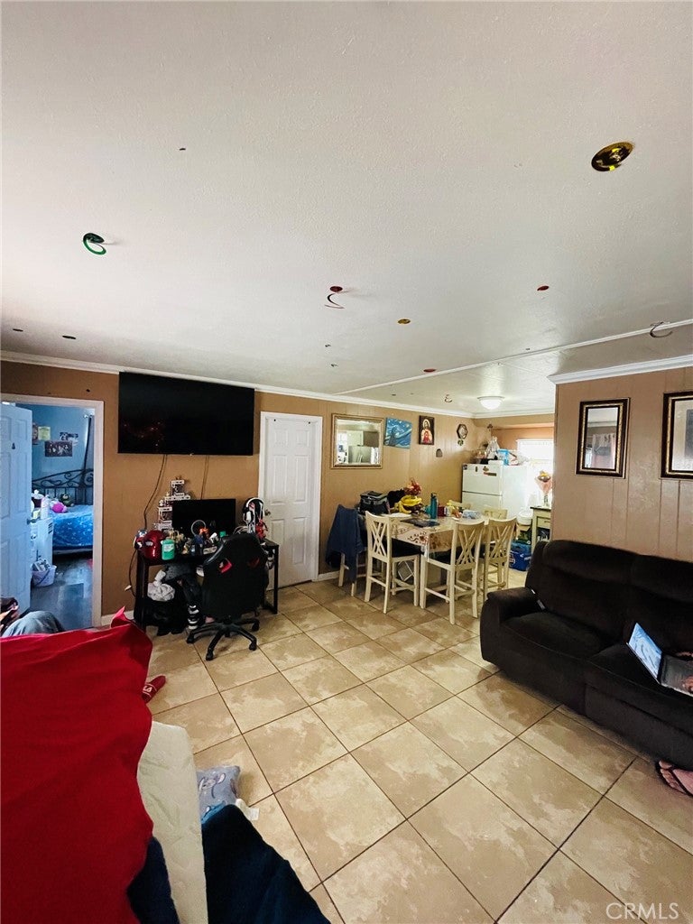 17400 Valley Boulevard 95