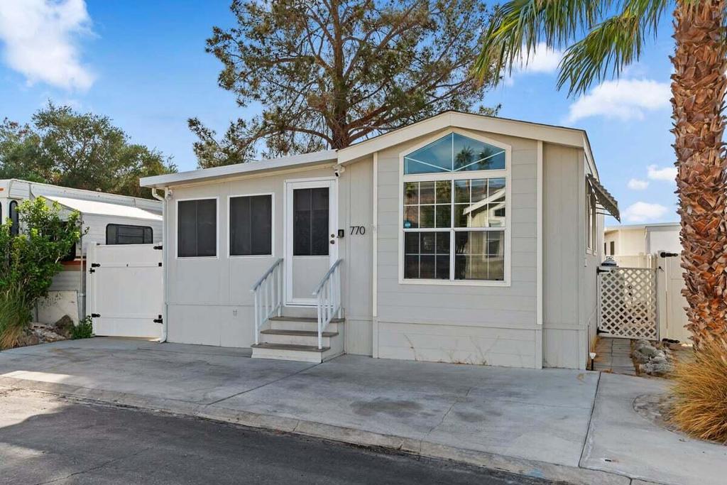 74711 Dillon Road #770