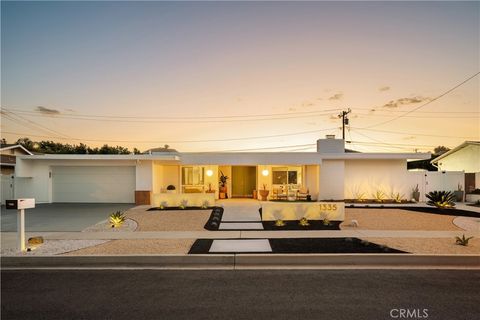 Photo of 1335 Hendrix Avenue, Thousand Oaks, CA 91360 (MLS # SR26094557)
