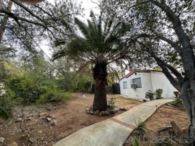 9361 Lemon Ave