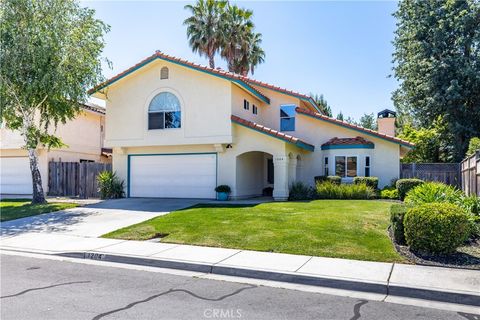 Tiny photo for 1204 Sunrise Court, Paso Robles, CA 93446 (MLS # PI26099831)