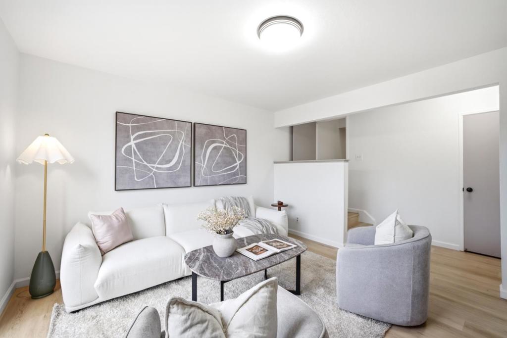 16 Moneta Court