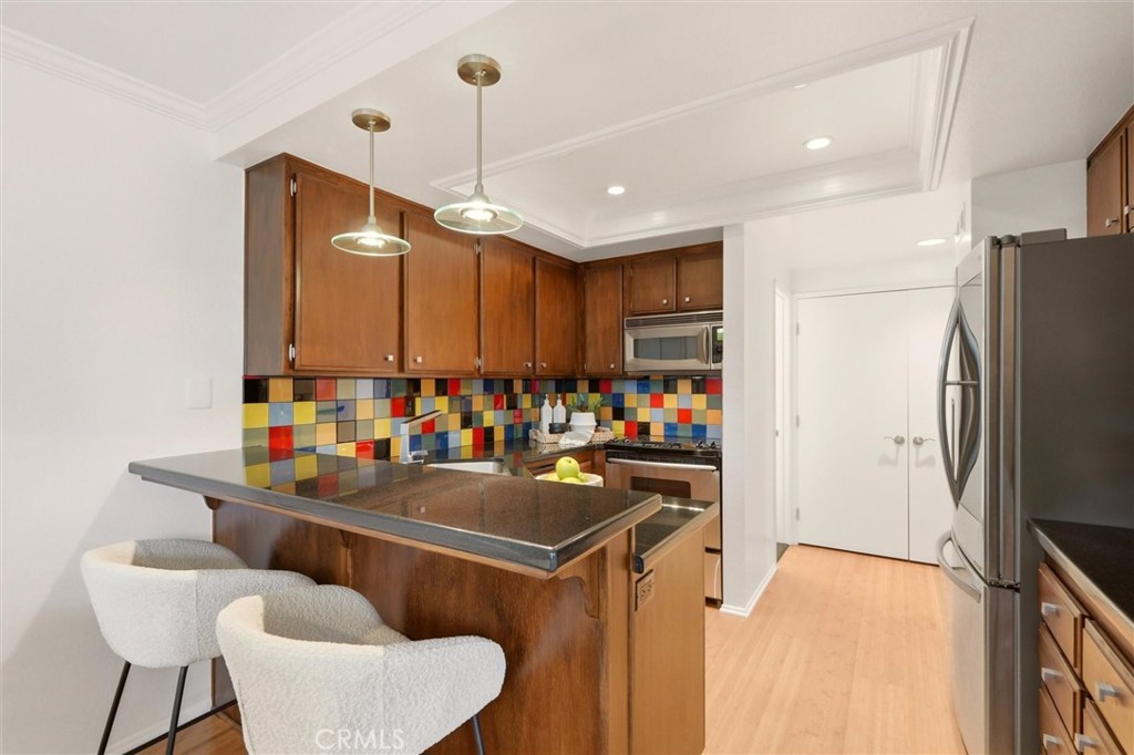 220 Lemon Grove