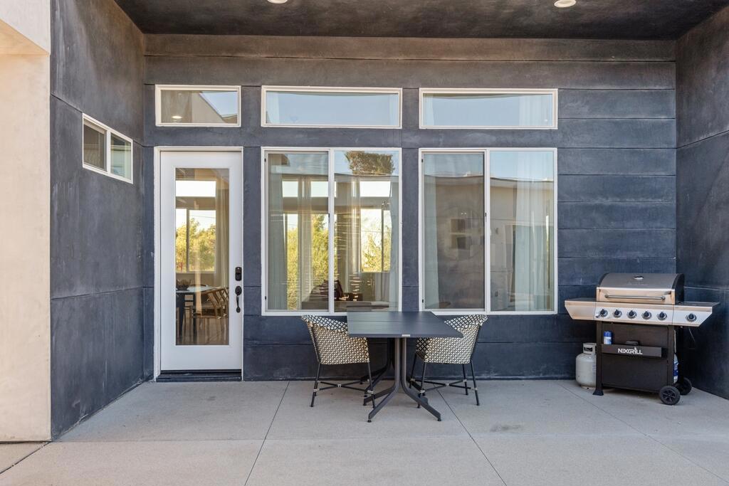 Not Applicable-1 - Residential Lease