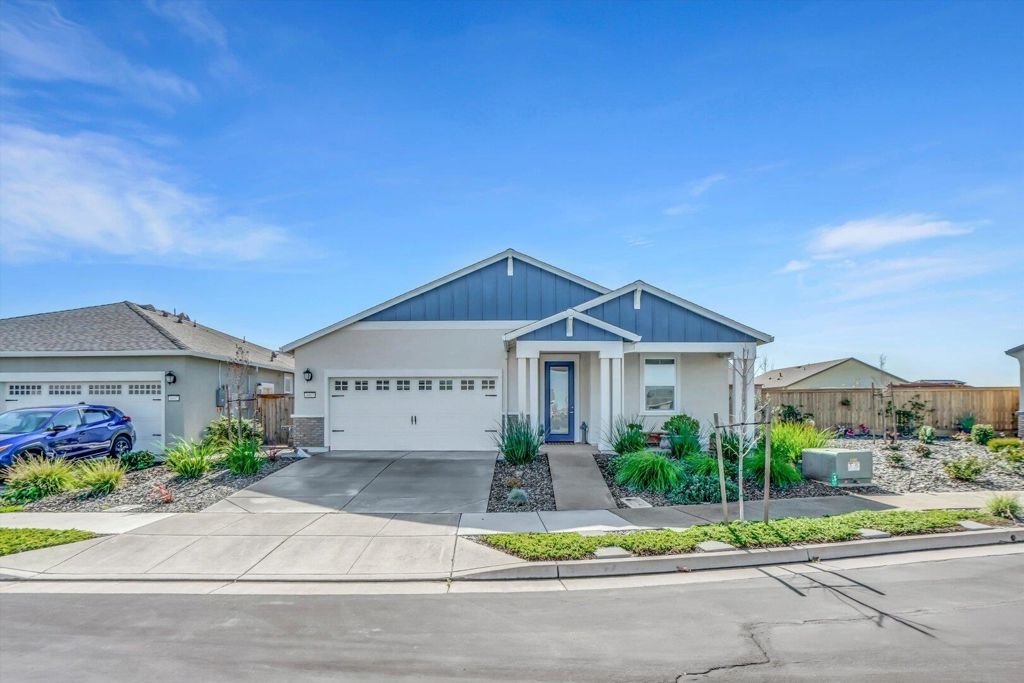 Photo of 4463 4463 Canada WAY Way, Rio Vista, CA 94571 (MLS # 41124206)