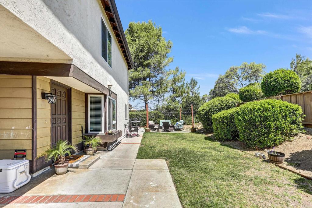 11366 Meadow Flower Place