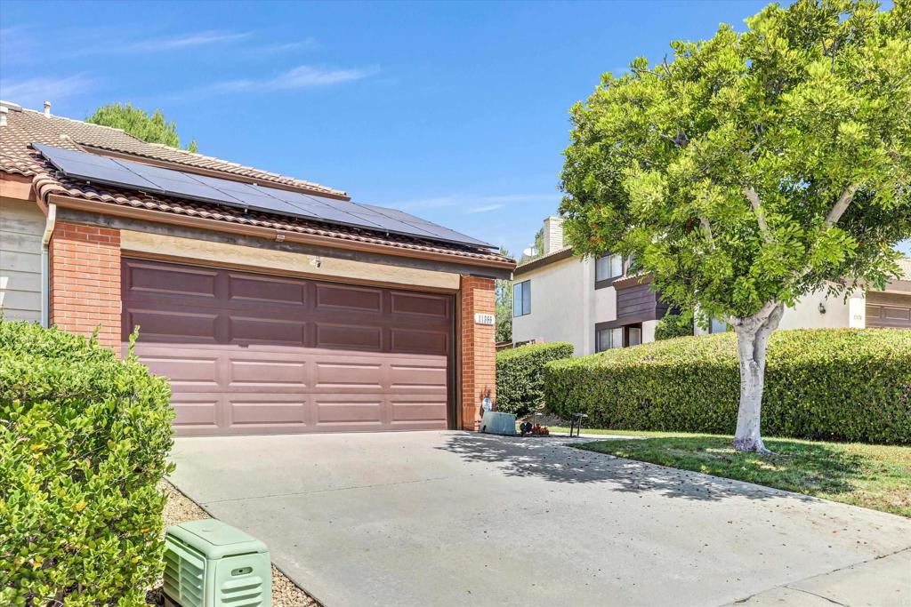 11366 Meadow Flower Place
