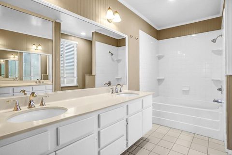 Tiny photo for 1887 Montgomery Avenue, Ventura, CA 93004 (MLS # NDP2602102)