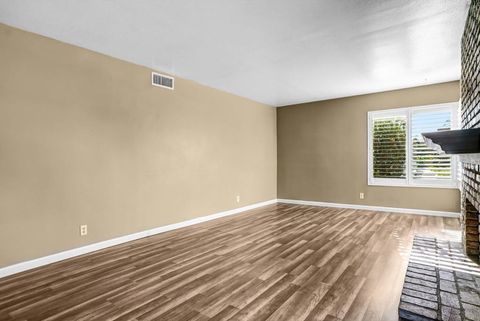 Tiny photo for 1887 Montgomery Avenue, Ventura, CA 93004 (MLS # NDP2602102)