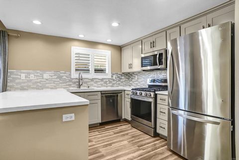 Tiny photo for 1887 Montgomery Avenue, Ventura, CA 93004 (MLS # NDP2602102)