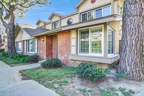 Tiny photo for 1887 Montgomery Avenue, Ventura, CA 93004 (MLS # NDP2602102)