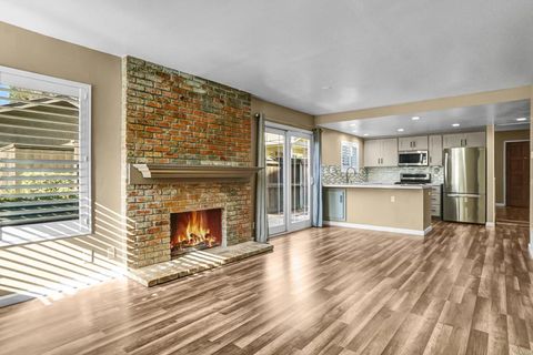 Tiny photo for 1887 Montgomery Avenue, Ventura, CA 93004 (MLS # NDP2602102)