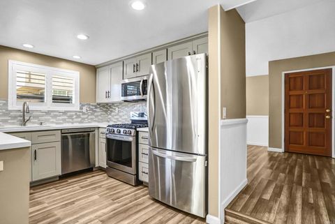 Tiny photo for 1887 Montgomery Avenue, Ventura, CA 93004 (MLS # NDP2602102)