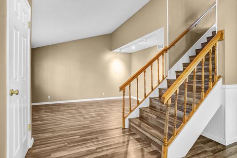 Tiny photo for 1887 Montgomery Avenue, Ventura, CA 93004 (MLS # NDP2602102)