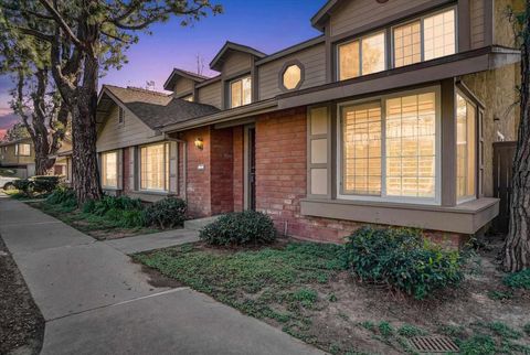 Photo of 1887 Montgomery Avenue, Ventura, CA 93004 (MLS # NDP2602102)