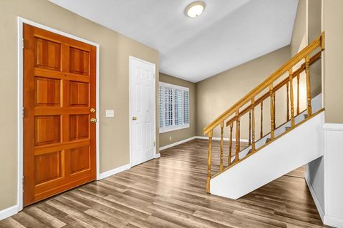 Tiny photo for 1887 Montgomery Avenue, Ventura, CA 93004 (MLS # NDP2602102)