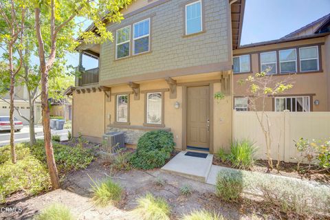 Photo of 3230 London Lane, Oxnard, CA 93036 (MLS # V1-36099)