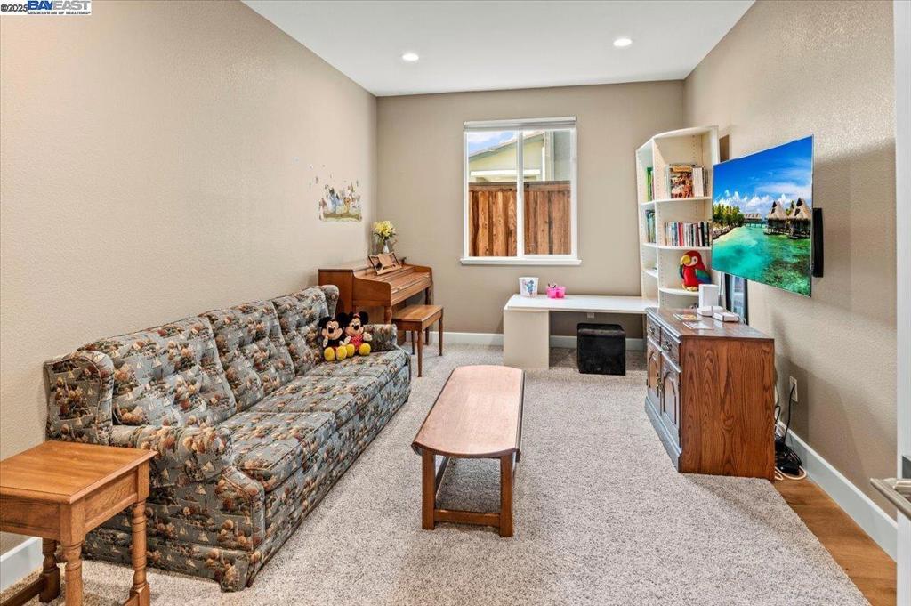 Not Listed - Residential
