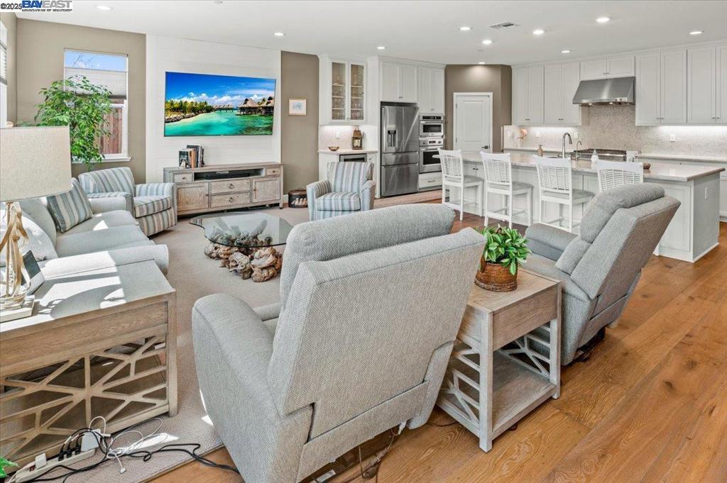Not Listed - Residential