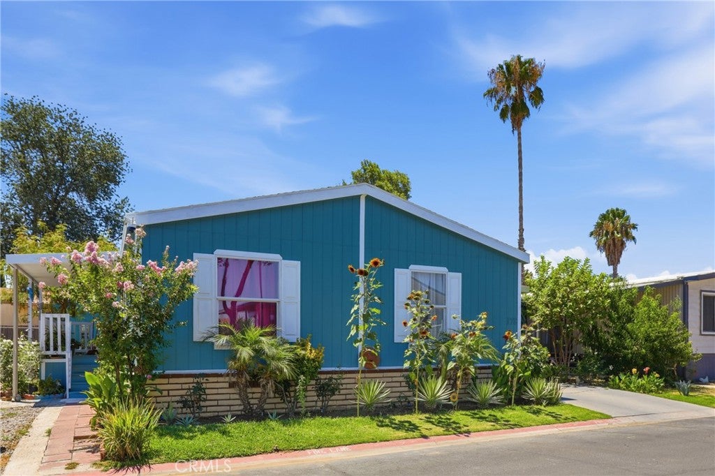 350 E San Jacinto 178