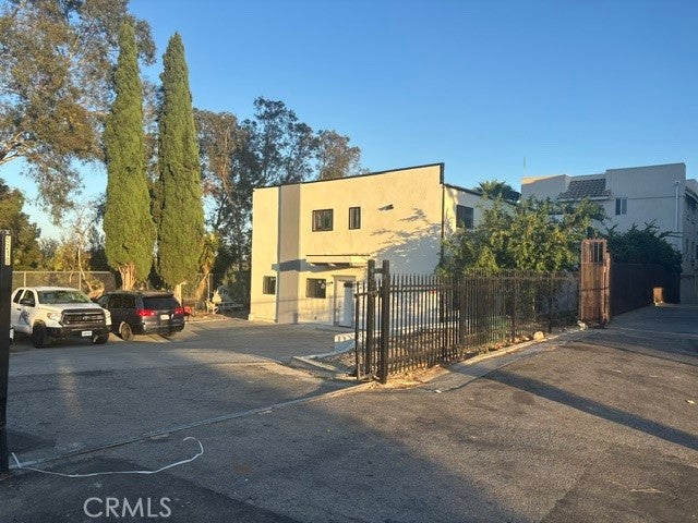 5210 Oakland
