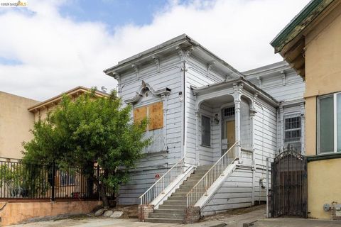 Photo of 1528 International Blvd, Oakland, CA 94606 (MLS # 41134018)