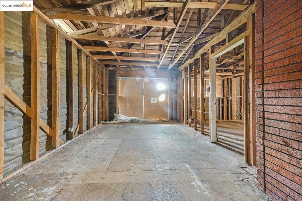 CHABOT PARK HIGH - Residential