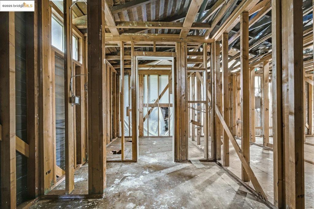 CHABOT PARK HIGH - Residential