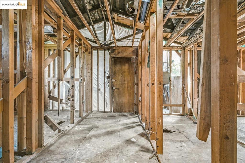 CHABOT PARK HIGH - Residential