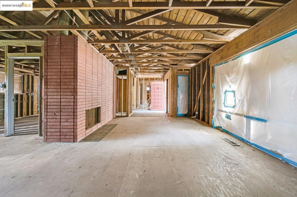 CHABOT PARK HIGH - Residential