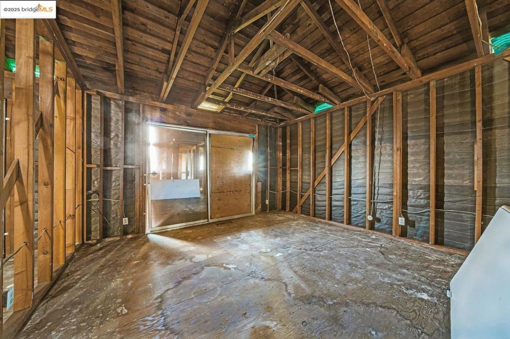 CHABOT PARK HIGH - Residential