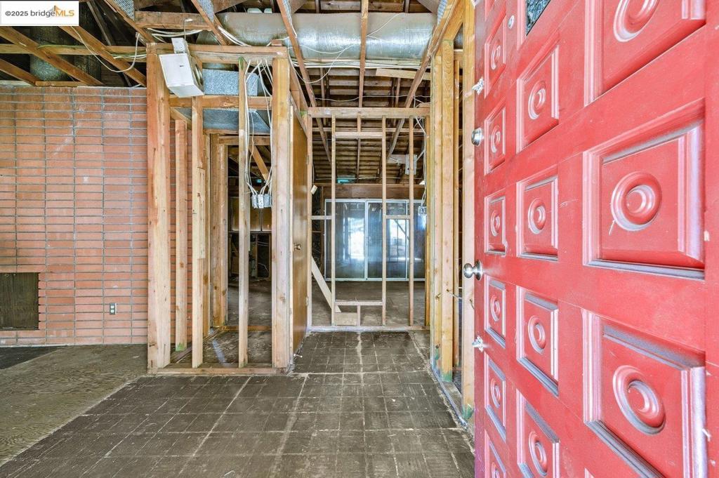 CHABOT PARK HIGH - Residential