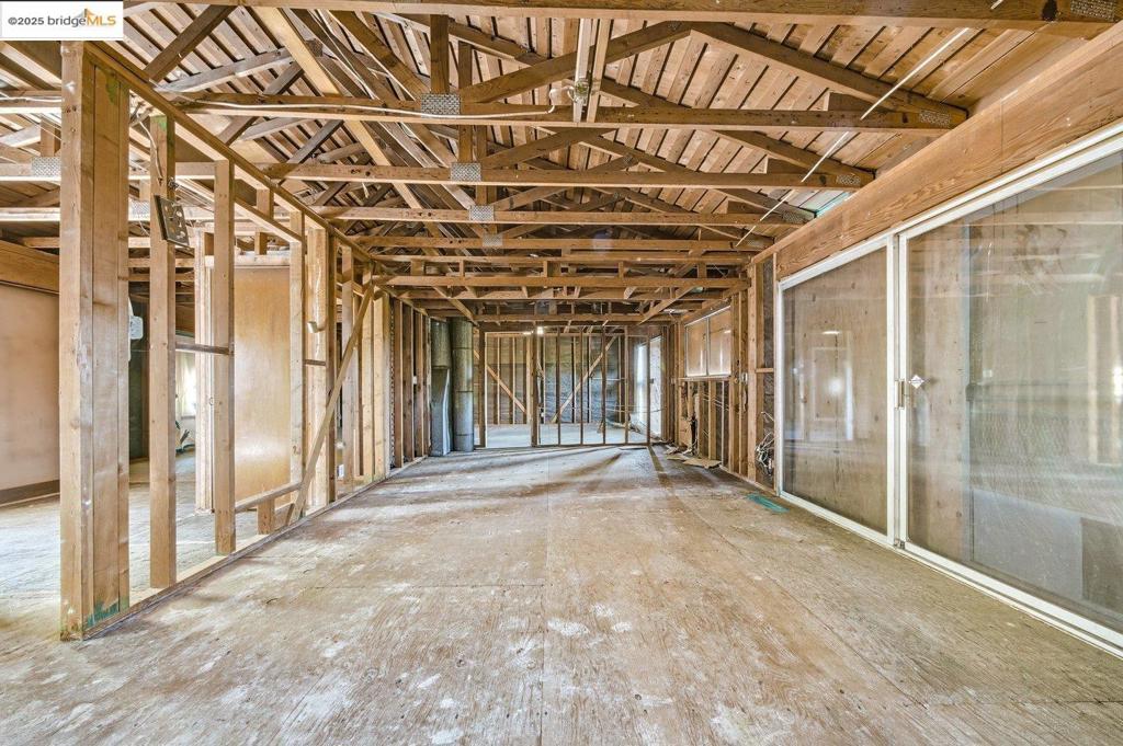 CHABOT PARK HIGH - Residential