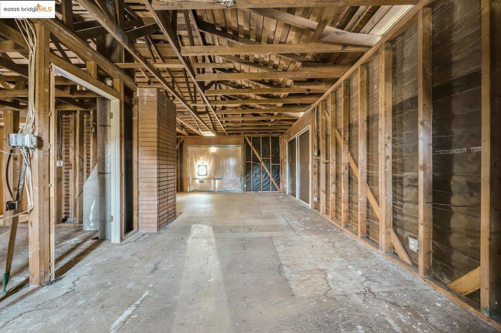 CHABOT PARK HIGH - Residential