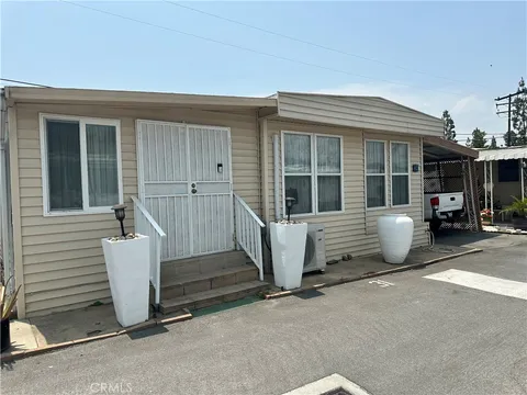 1030 Bradbourne Avenue Unit 31, Duarte, CA 91010 - MLS#: CV25124948