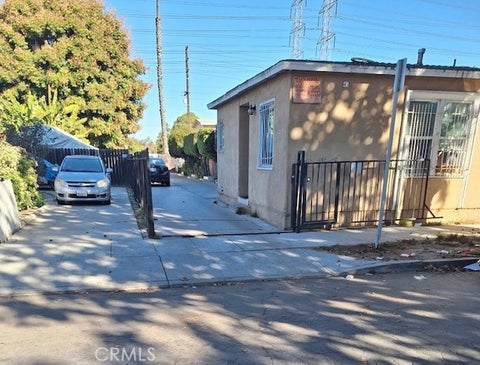 Photo of 45 E 69th Way, Long Beach, CA 90805 (MLS # DW26206602)