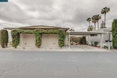Photo of 2287 Dalis Dr, Concord, CA 94520 (MLS # 41136030)