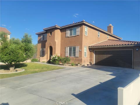 Photo of 14911 Sunset Gardens Court, Victorville, CA 92394 (MLS # HD26185018)