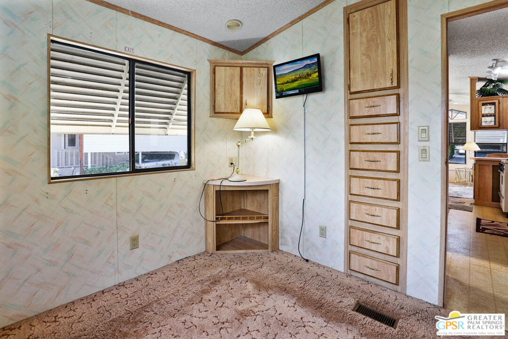 Sungate - Manufactured In Park