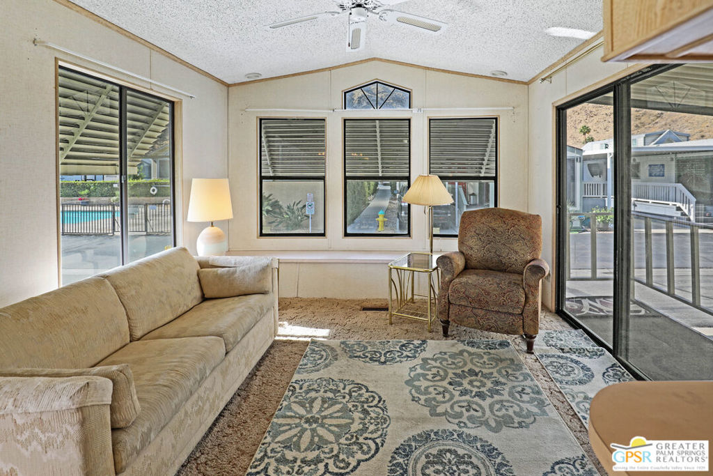 Sungate - Manufactured In Park