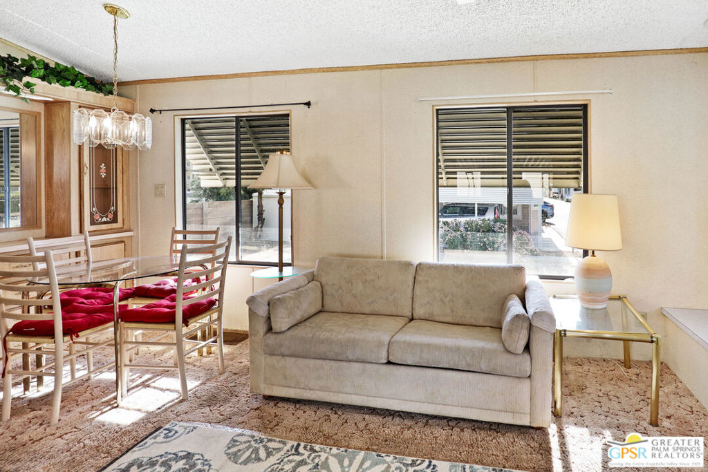 Sungate - Manufactured In Park