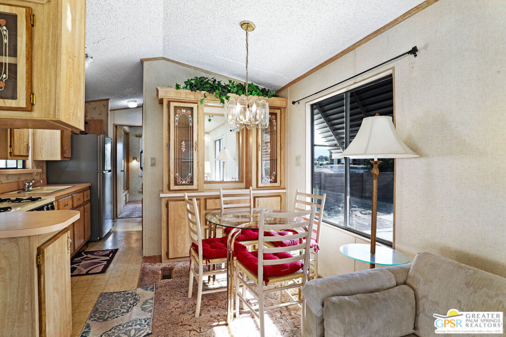 Sungate - Manufactured In Park