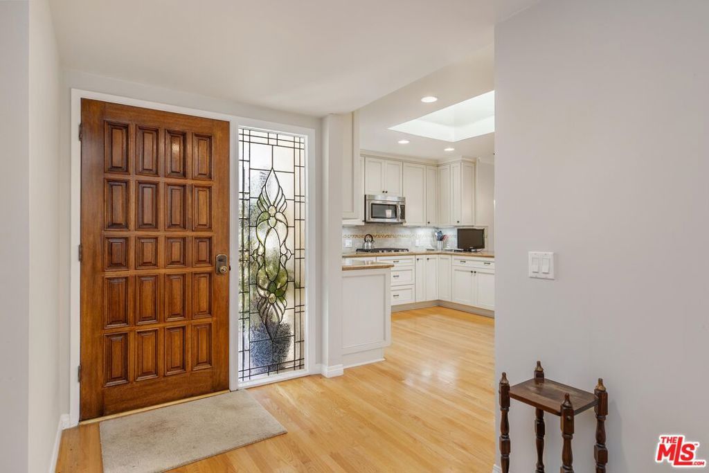 Photo of 4829 Dempsey Avenue, Encino, CA 91436 (MLS # 26656307)