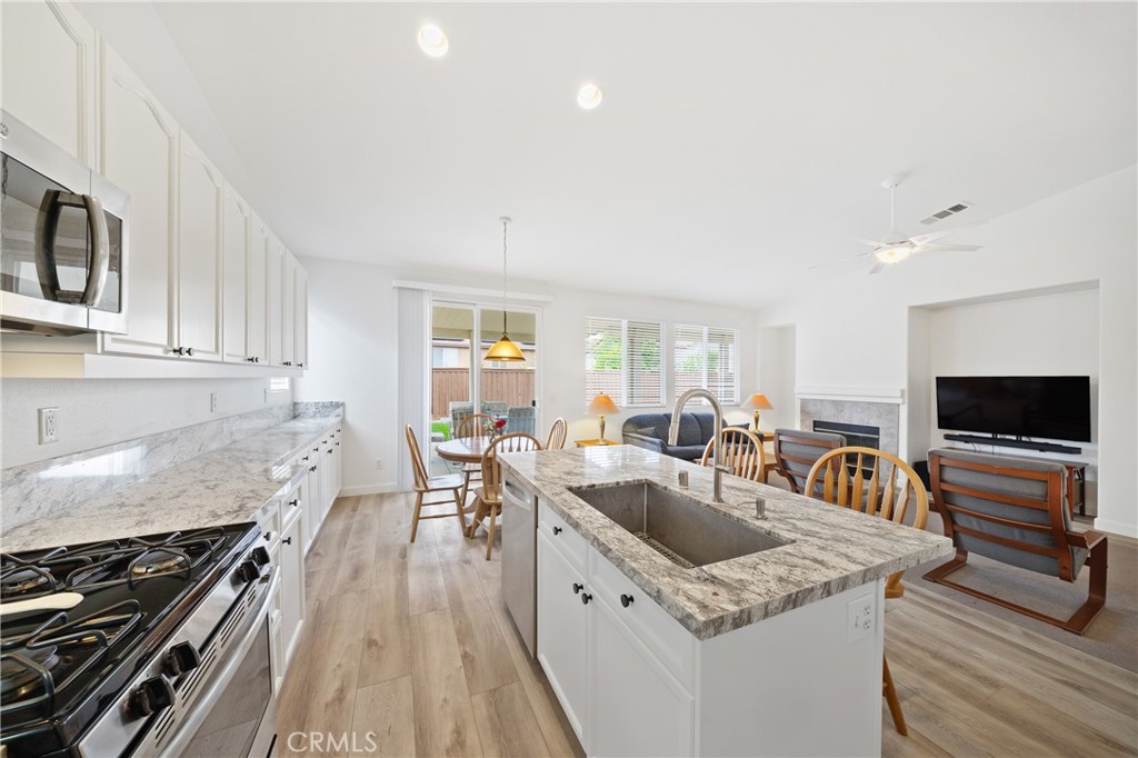 40889 Robards Way