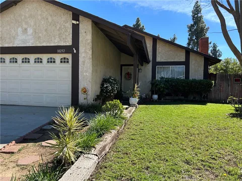 10232 Tanforan Dr, Riverside, CA 92503 - MLS#: MB26063098