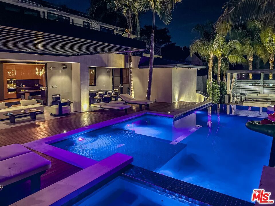 Properties 3 2717 Motor Avenue