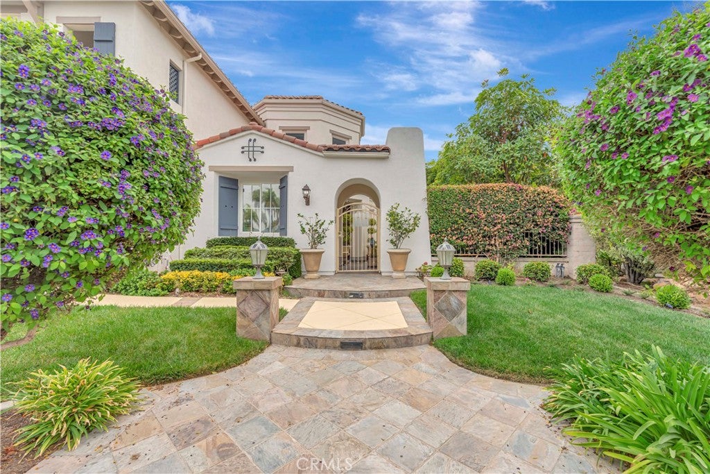 Photo of 6416 Setting Sun Drive, Huntington Beach, CA 92648 (MLS # OC26184970)