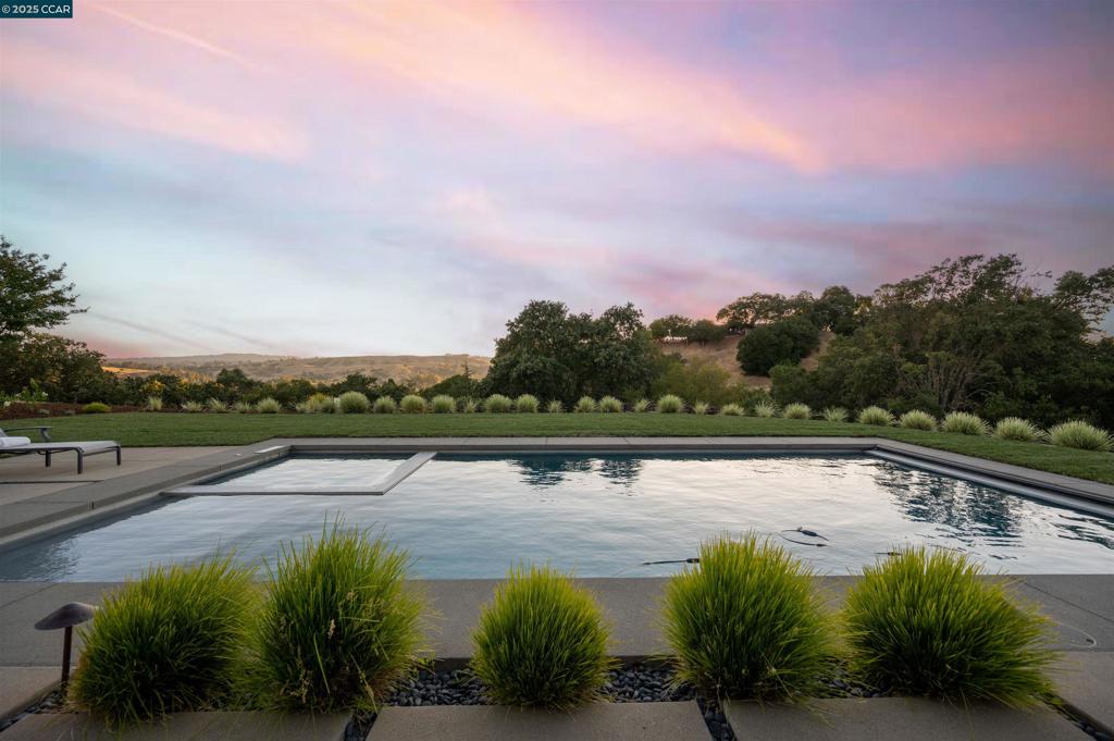 BURTON VALLEY - Residential